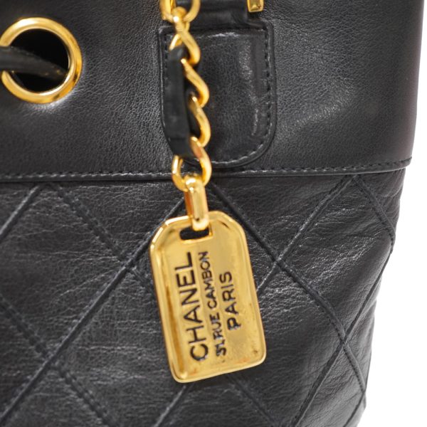 240331812 Chanel Chain Tote Bag Lambskin