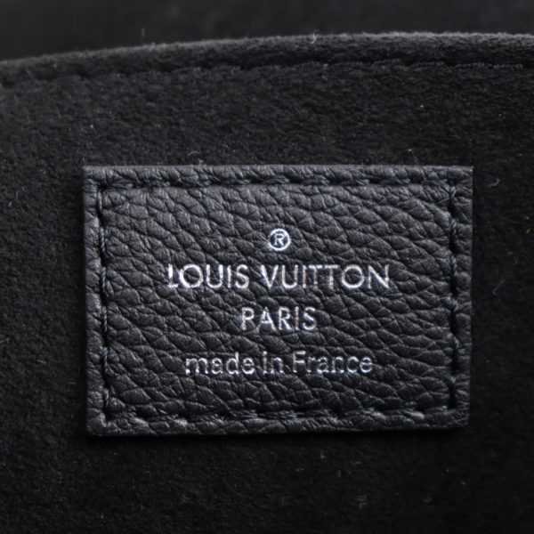 2404033007033 9 Louis Vuitton My Lock Me Handbag Leather Black