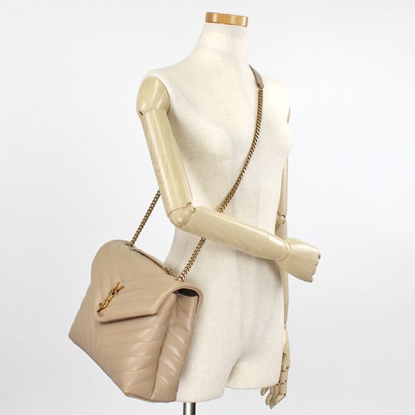 240511 bg46 5 t1 Saint Laurent Loulou Chevron Quilting Medium Shoulder Bag Beige