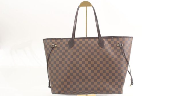 24100266 02 Louis Vuitton Neverfull GM Damier Shoulder Bag