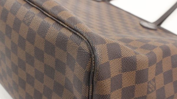 24100266 08 Louis Vuitton Neverfull GM Damier Shoulder Bag