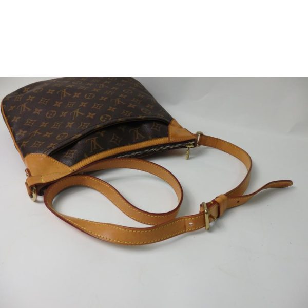 26460 4 Louis Vuitton Odeon MM Shoulder Bag Brown