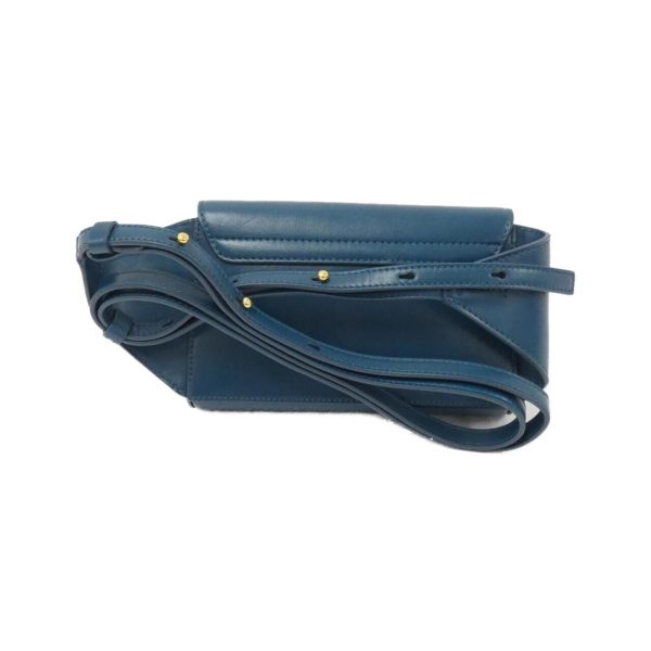 2700037723214 2 b Chloe C Waist Bag Navy