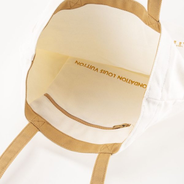 320200kwa390324 7 Louis Vuitton Foundation LV Tote Bag