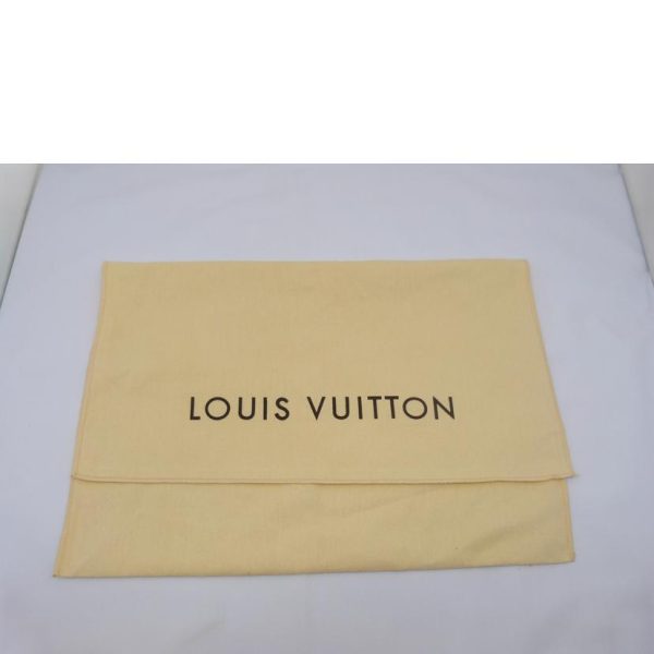 32793 6 Louis Vuitton Menilmontant PM