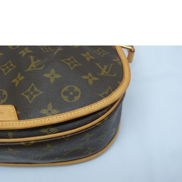 32793 9 Louis Vuitton Menilmontant PM