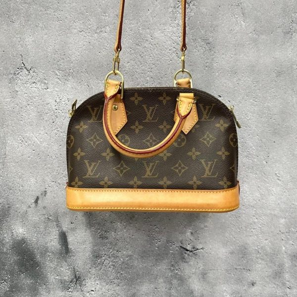 327 02 Louis Vuitton Alma BB Shoulder Bag Monogram Brown