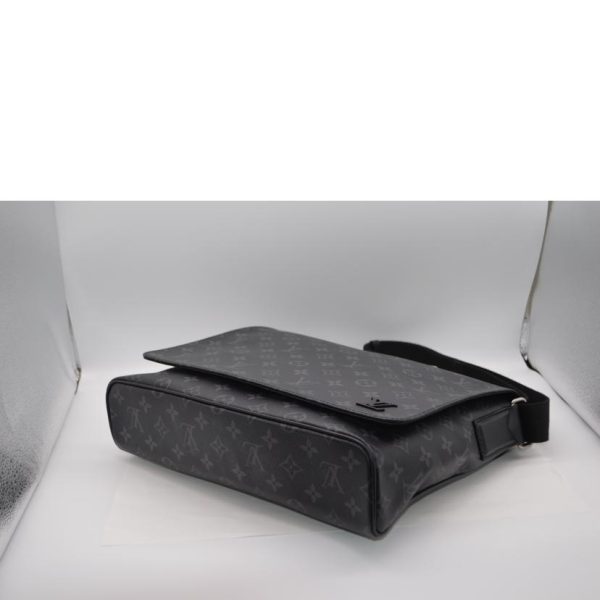 33567 3 Louis Vuitton District MM Monogram Eclipse