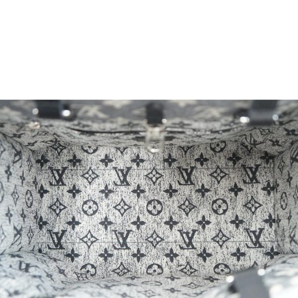 36116 6 Louis Vuitton on the Go MM Monogram Jacquard Denim Bag