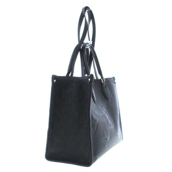 37221139 2 Louis Vuitton On the Go MM Tote Bag Noir