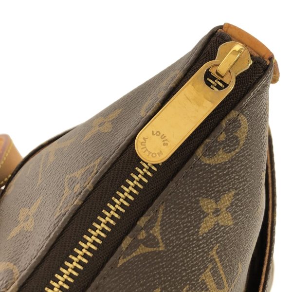 37415049 11 Louis Vuitton Totally MM Monogram Shoulder Bag