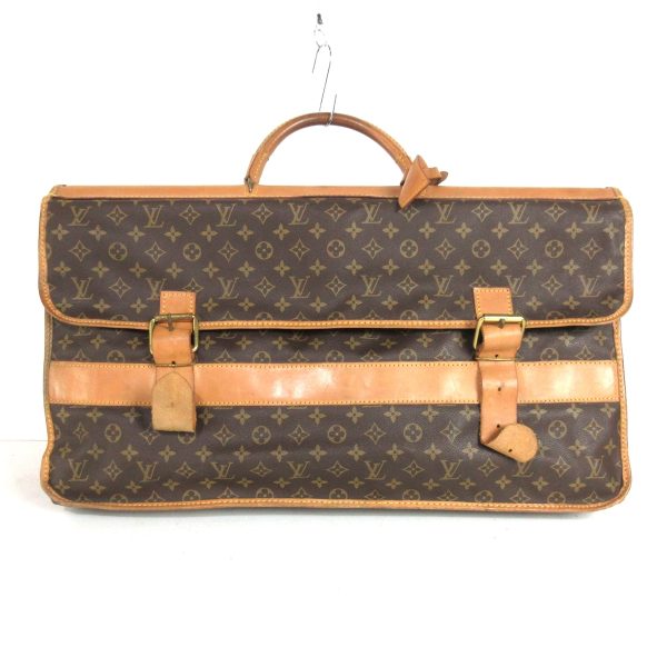 37885547 1 Louis Vuitton Gibier Monogram Canvas