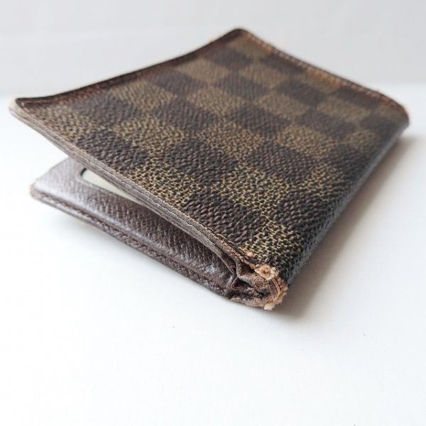 37888502 6 Louis Vuitton Porte 2 Cult Vertical Pass Case Damier