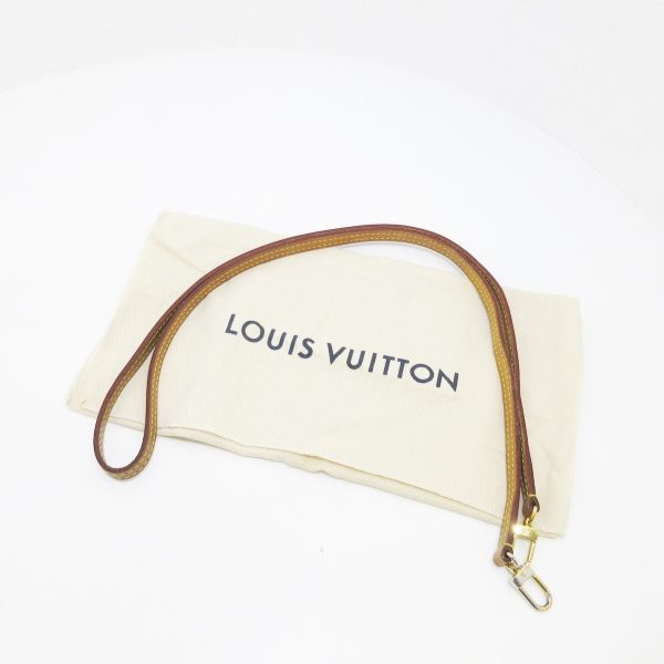 37900607 11 Louis Vuitton Pallas Clutch Bag Monogram