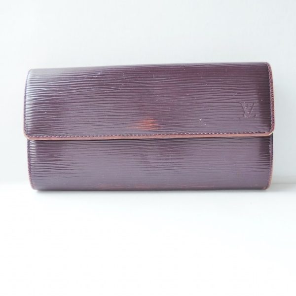 37911911 1 Louis Vuitton Portefeuille Sarah Long Wallet Cassis Epi