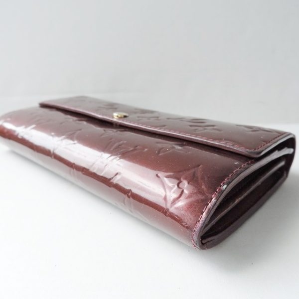 37918569 7 Louis Vuitton Portefeuille Sarah NM Long Wallet Fauvist Patent Rouge