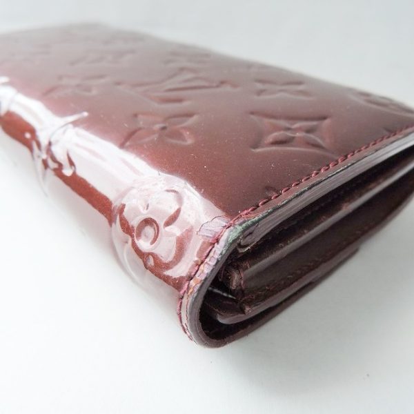 37918569 8 Louis Vuitton Portefeuille Sarah NM Long Wallet Fauvist Patent Rouge