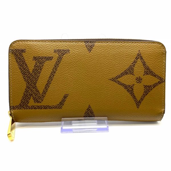 38249834 1 Louis Vuitton Zippy Wallet Long Wallet Monogram Giant Reverse