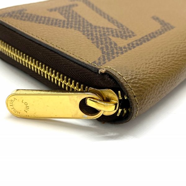 38249834 8 Louis Vuitton Zippy Wallet Long Wallet Monogram Giant Reverse