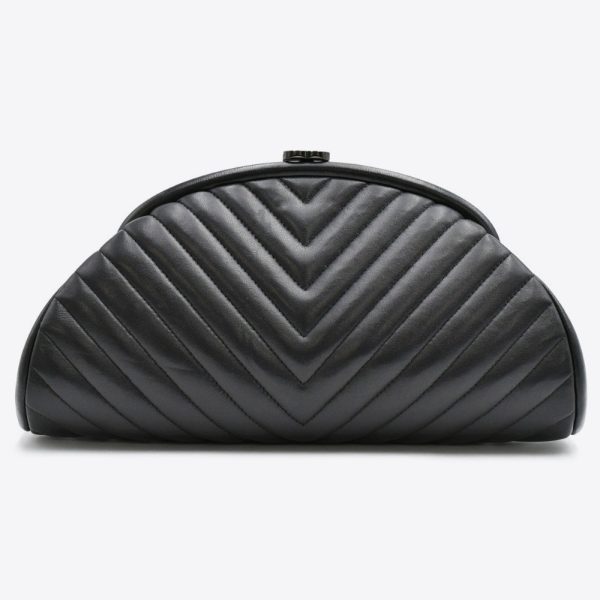 4023e130019 1 Chanel Clutch Bag Lambskin Black