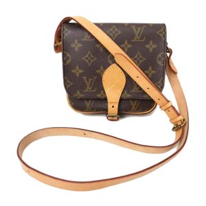 40501 1 Gucci GG Supreme Shoulder Bag Brown