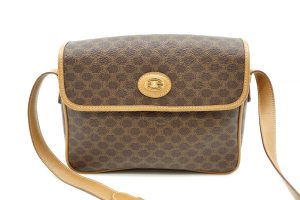 40528 8742h 1 Louis Vuitton Taiga Sasha Shoulder Bag Boreal Navy