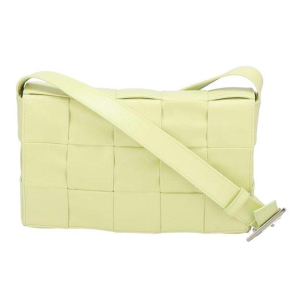 41418 1 Bottega Veneta Cassette Maxi Intrecciato Shoulder Bag Lemon Wash