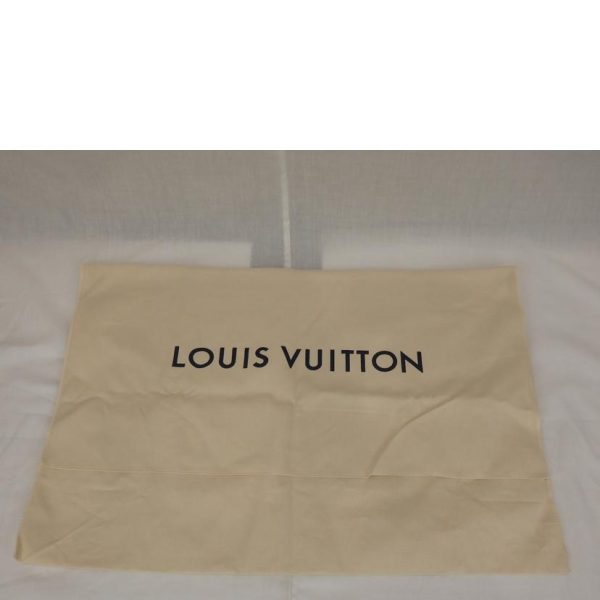 49985 10 Louis Vuitton On the Go MM Turtleneck Handbag Crème