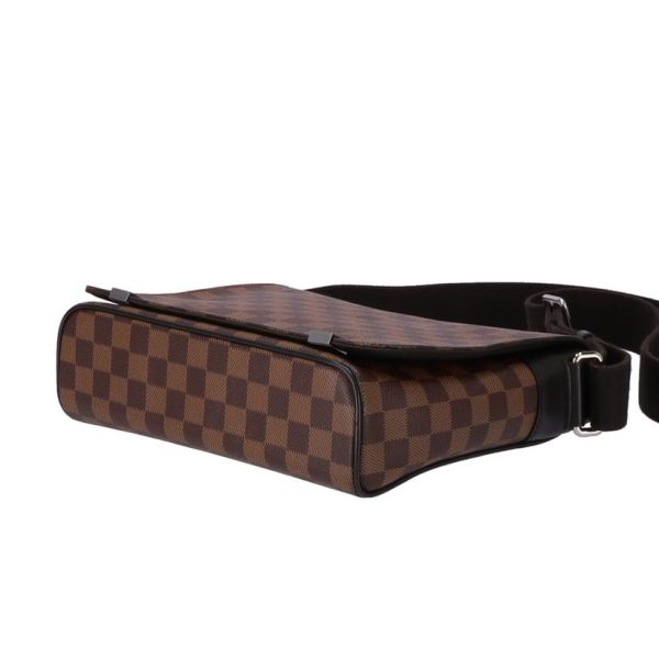 51005 3 Louis Vuitton District PM Damier Ebene