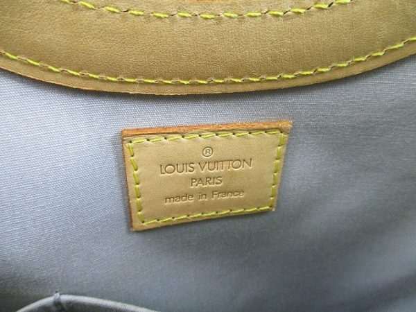 5548 10 Louis Vuitton Vernis Stillwood Handbag Leather Ivory