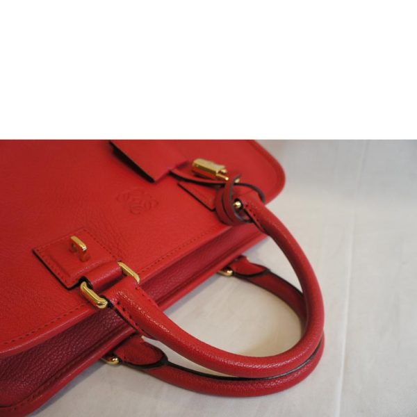 57059 4 Loewe Amazona 28 Bag Red