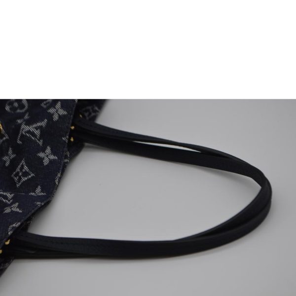 60505 4 Louis Vuitton Noefru MM Monogram Denim