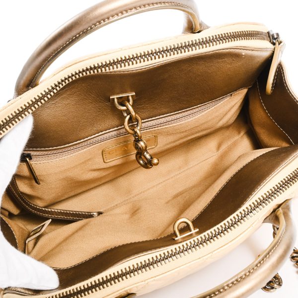 6111445 4 Chanel Bowling Bag Handbag Gold