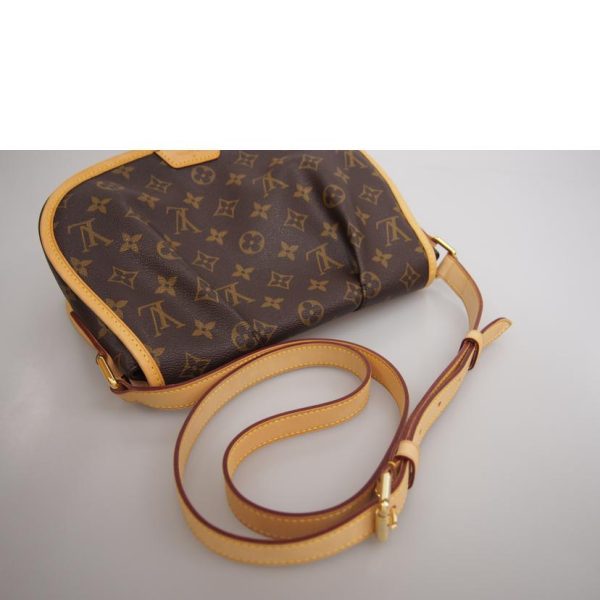 61907 4 Louis Vuitton Menilmontant Monogram