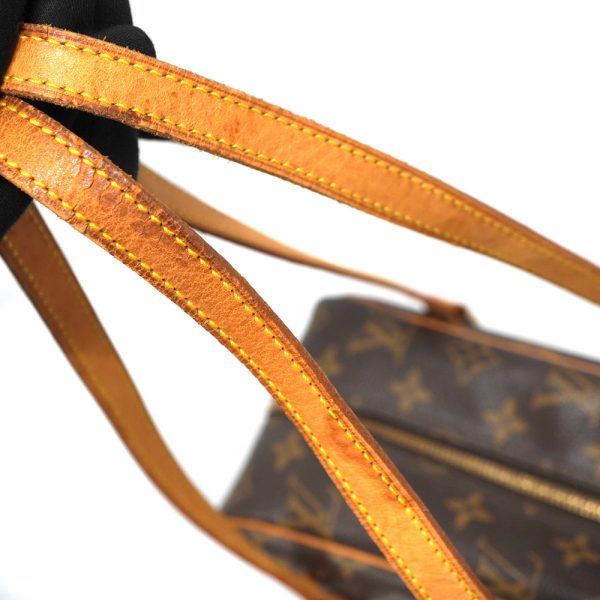 7 11 Louis Vuitton Shite MM Bag