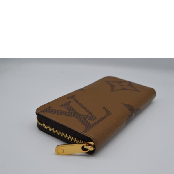 77158 3 Louis Vuitton Zippy Wallet Monogram Giant Maron