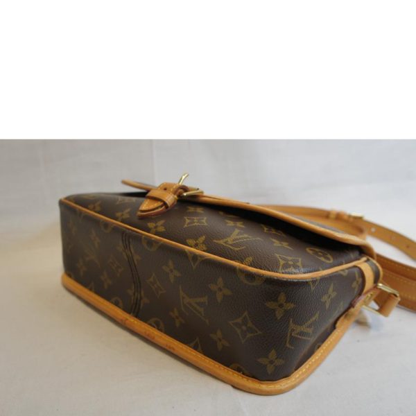 78197 3 Louis Vuitton Sologne