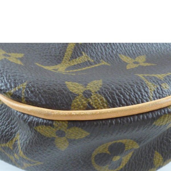 78779 5 Louis Vuitton Odeon Monogram Shoulder Bag Brown