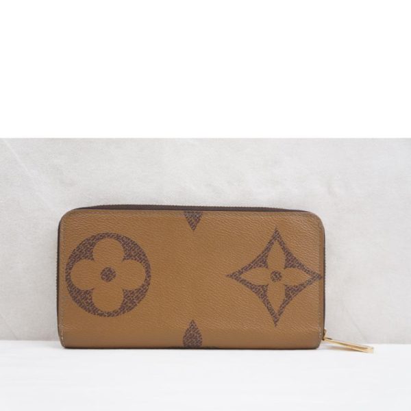 79401 2 Louis Vuitton Zippy Wallet Giant Reverse