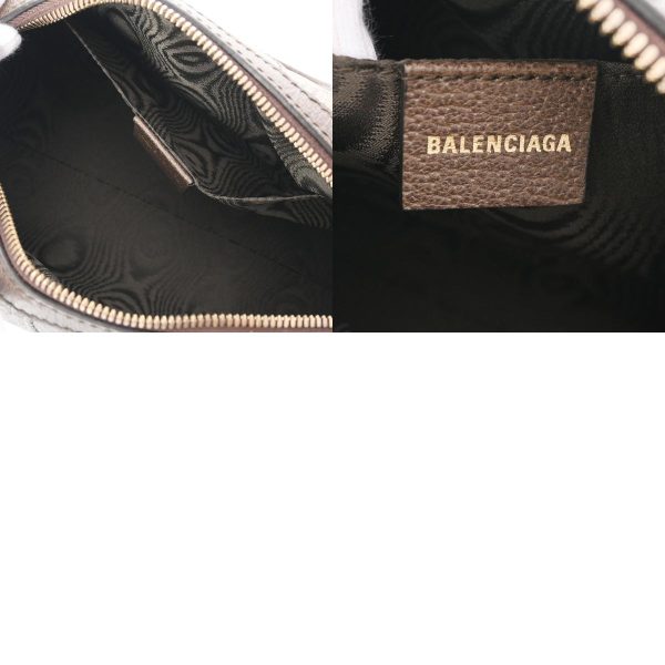 800000121772000 12 c Gucci Balenciaga Collaboration Leather Bag Beige