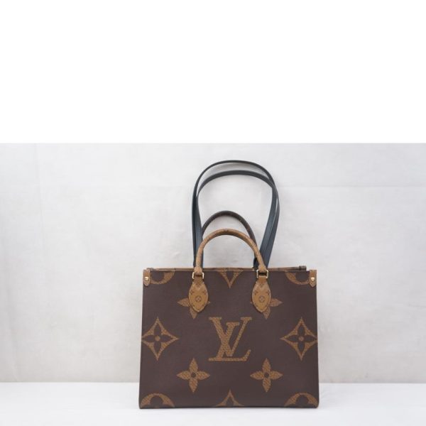 90172 2 Louis Vutton On The Go MM Monogram Giant Bag