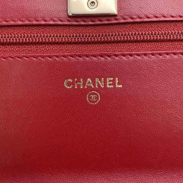 9107199 14 Chanel Chain Wallet Matelasse Lambskin Red