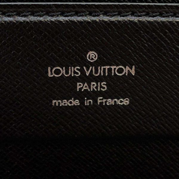 9313484 13 Louis Vuitton Diplomat Attach√© Case Taiga Black