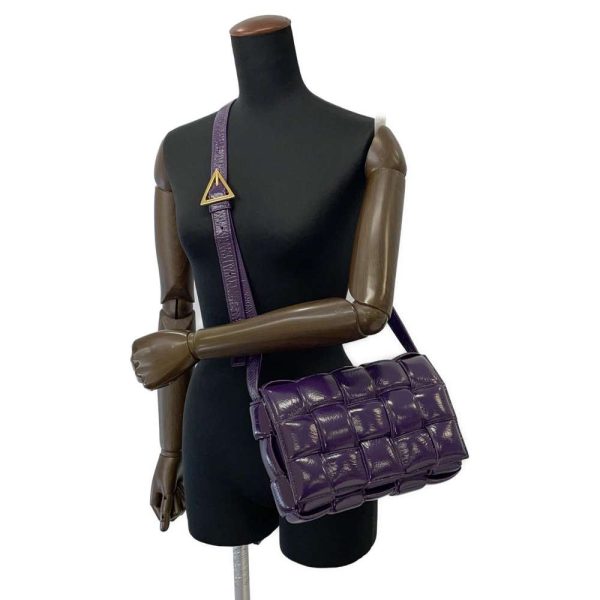 9319141 05 Bottega Veneta Maxi Intrecciato Padded Cassette Shoulder Bag Purple