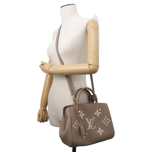 9405165 06 Louis Vuitton Palais Handbag Tourterelle Crème