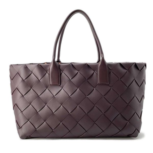 9534209 01 Bottega Veneta Maxi Intrecciato Cava Shoulder Bag Bordeaux