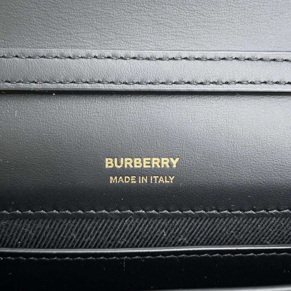 9536968 09 Burberry Roller Chain Shoulder Bag Black