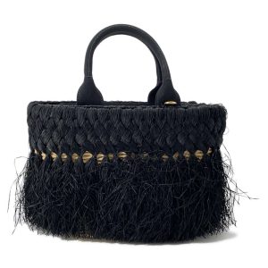 9536982 01 Chanel Matelasse Shoulder Bag Push Lock Black