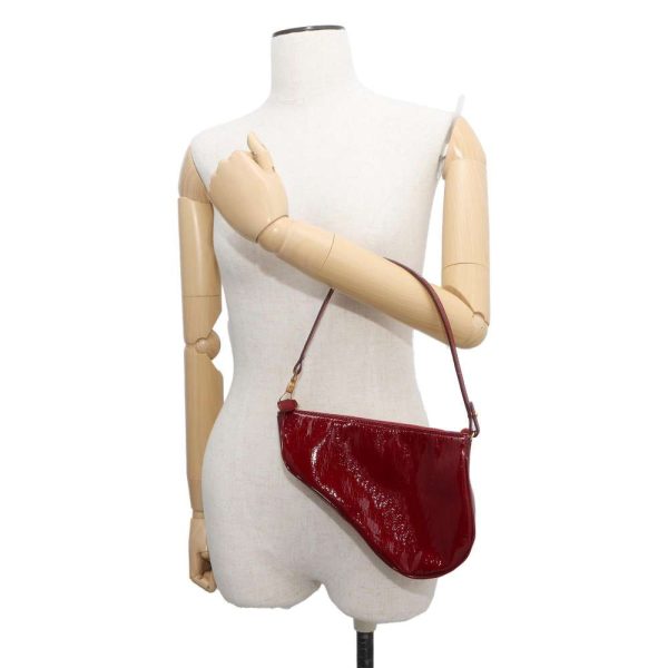 9538016 04 Christian Dior Saddle Oblique Patent Hand Bag Red