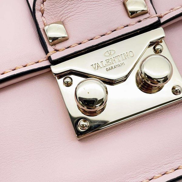 9541399 12 Valentino Garavani Rockstud Chain Shoulder Bag Pink